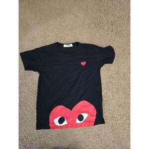 Comme des Garçons PLAY Black T-Shirt Big Red Heart Logo Men’s Medium CDG Japan